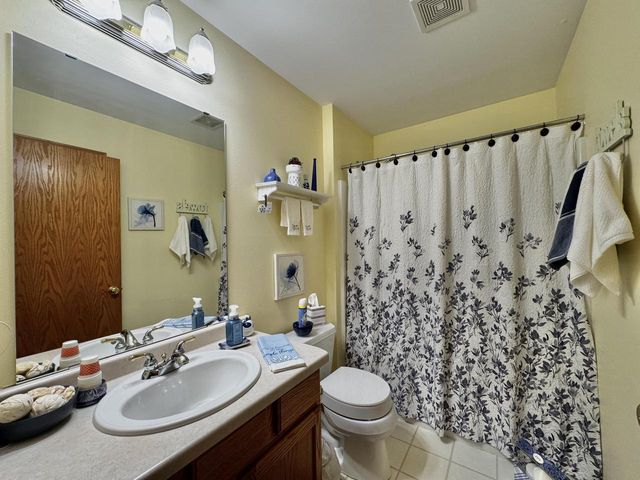 2501 Michele LANE, East Troy, WI 53120