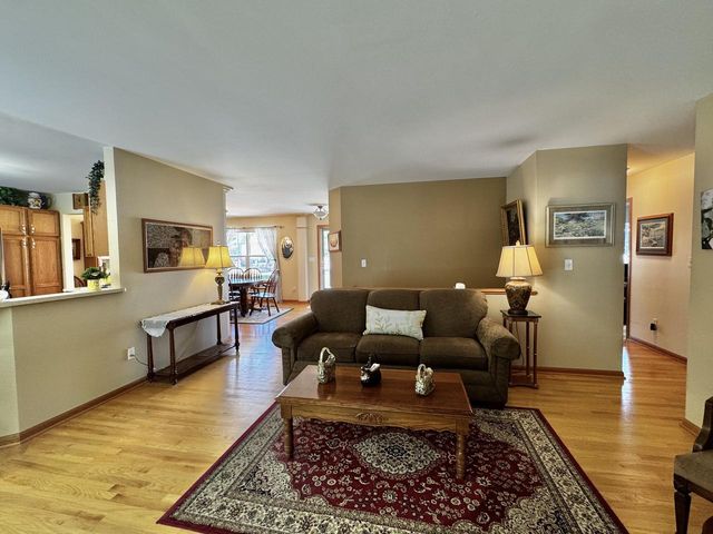 2501 Michele LANE, East Troy, WI 53120
