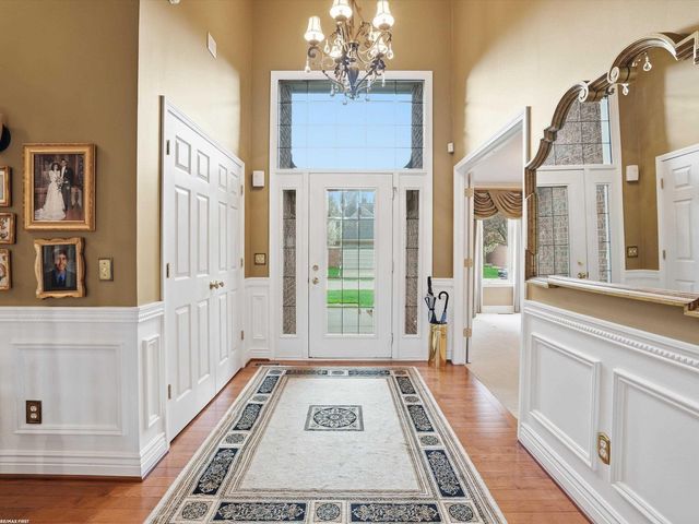 6181 Pond Drive, Washington Twp, MI 48094