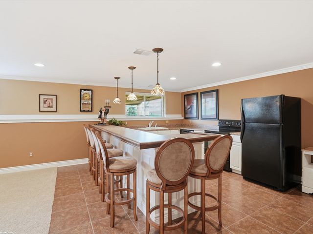 6181 Pond Drive, Washington Twp, MI 48094