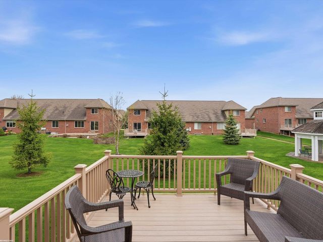 6181 Pond Drive, Washington Twp, MI 48094