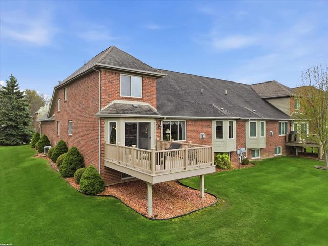 6181 Pond Drive, Washington Twp, MI 48094