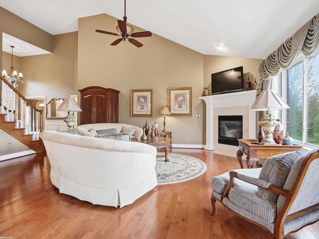 6181 Pond Drive, Washington Twp, MI 48094