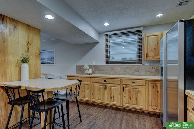 4622 N 82nd Street, Omaha, NE 68134