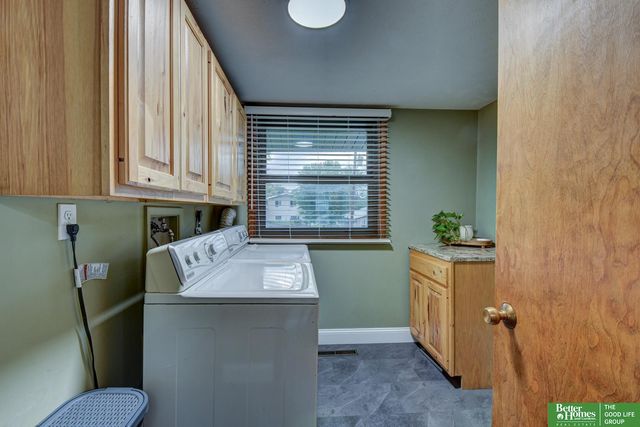 4622 N 82nd Street, Omaha, NE 68134