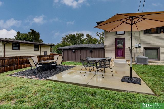 4622 N 82nd Street, Omaha, NE 68134