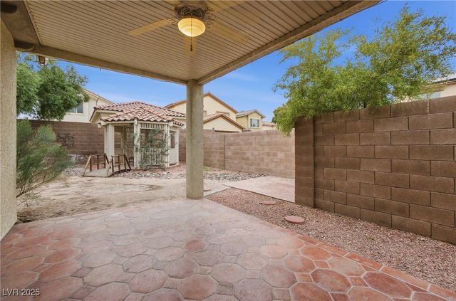 10631 Sweet Lilly Court, Las Vegas, NV 89141