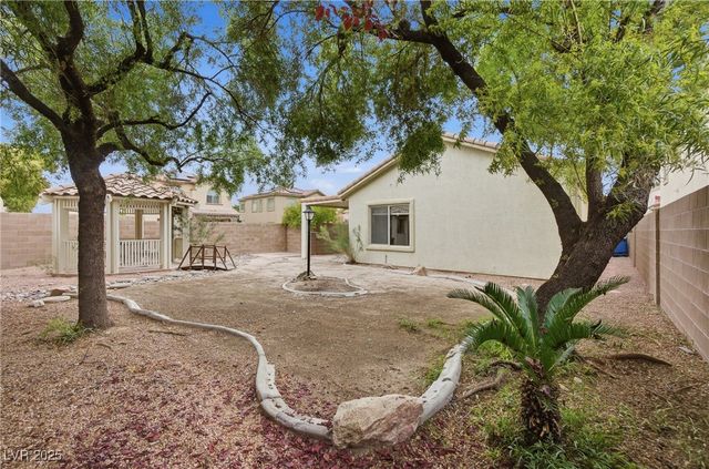 10631 Sweet Lilly Court, Las Vegas, NV 89141