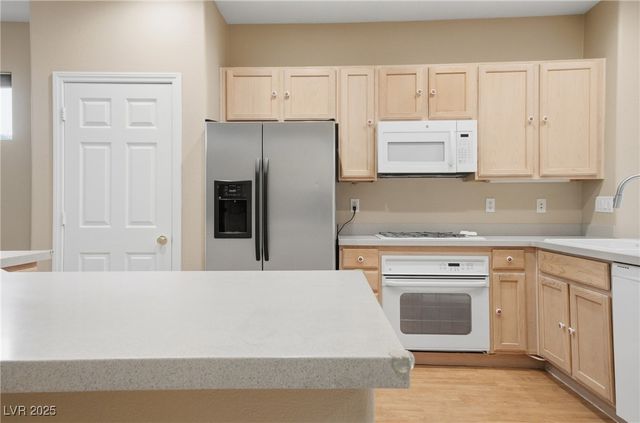 10631 Sweet Lilly Court, Las Vegas, NV 89141