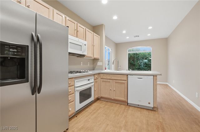 10631 Sweet Lilly Court, Las Vegas, NV 89141