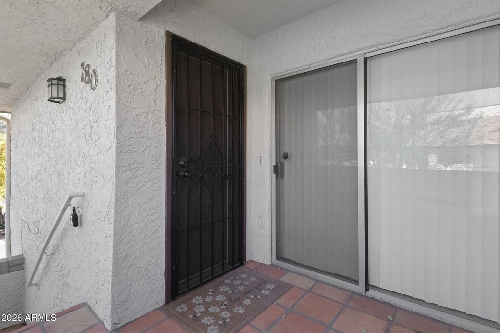 780 E EUGIE Avenue, Phoenix, AZ 85022 — photo 3