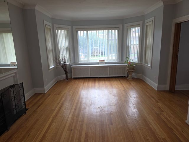 8239 S Carpenter Street, Chicago, IL 60620