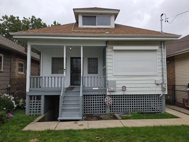 8239 S Carpenter Street, Chicago, IL 60620