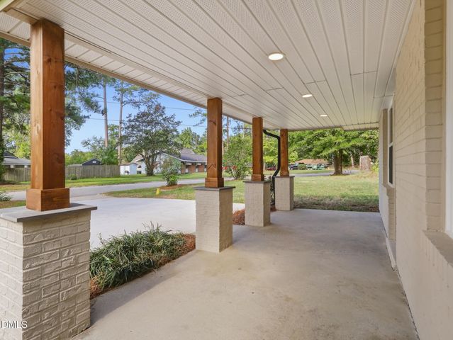 821 Grantland Drive, Raleigh, NC 27610
