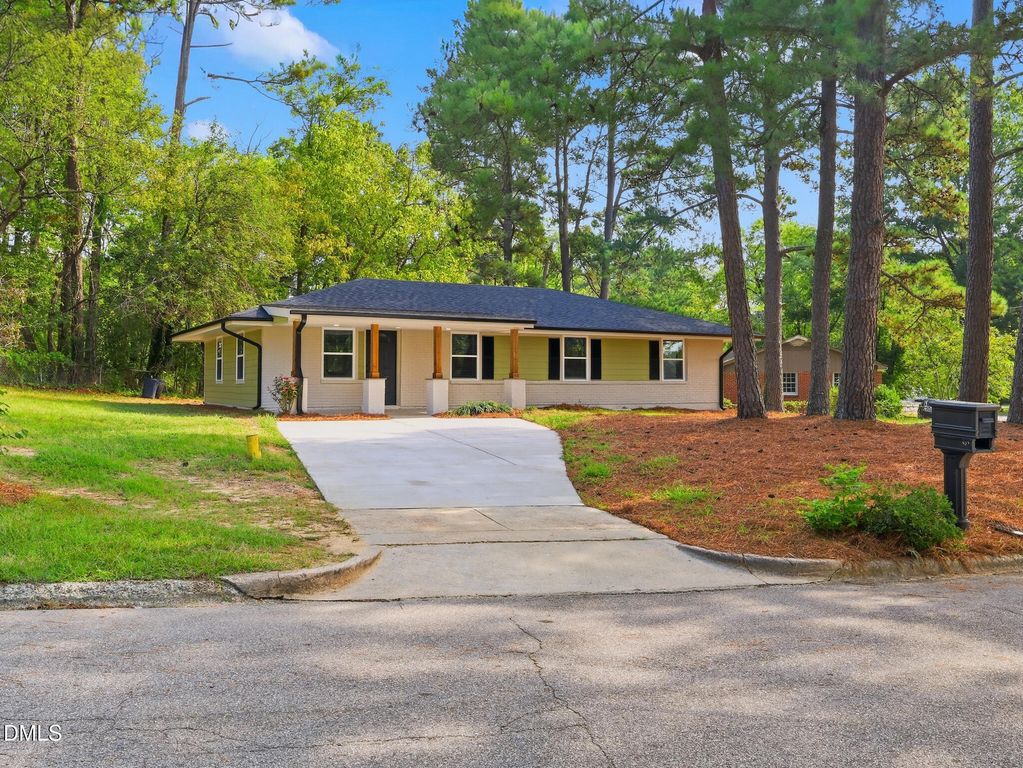 821 Grantland Drive, Raleigh, NC 27610
