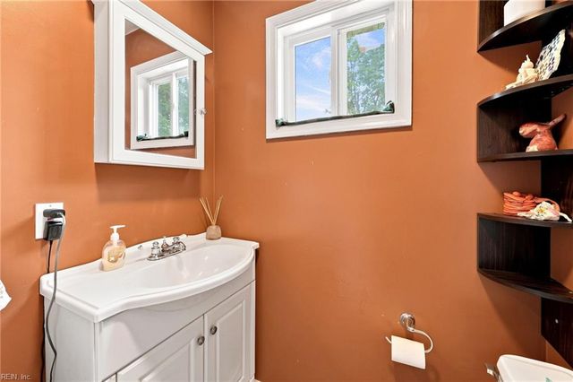 5424 Ashby ST, Norfolk, VA 23502