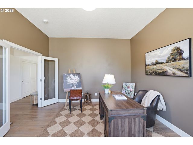 917 N HERON Dr, Ridgefield, WA 98642