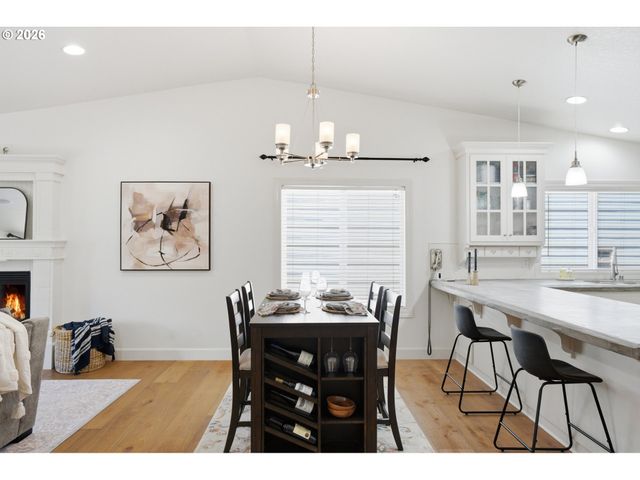 917 N HERON Dr, Ridgefield, WA 98642