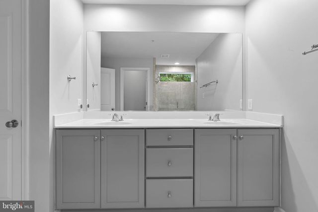 6822 W SHAVANO RD, New Market, MD 21774