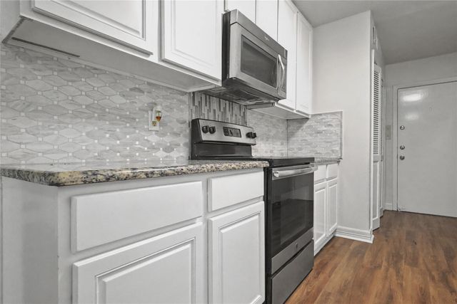 13317 Southview Lane, Dallas, TX 75240