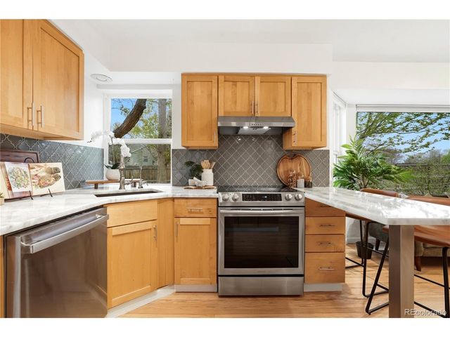 7981 S Vine Ct, Centennial, CO 80122