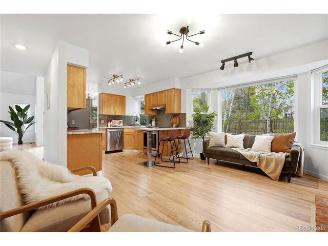 7981 S Vine Ct, Centennial, CO 80122