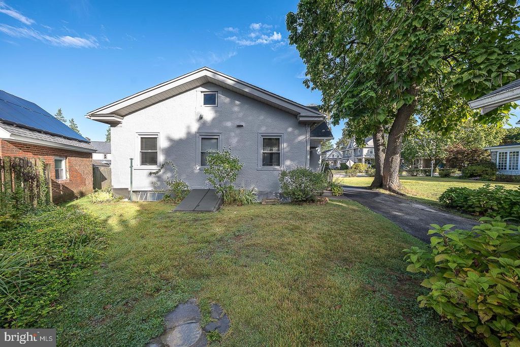 3744 HUEY AVE, Drexel Hill, PA 19026
