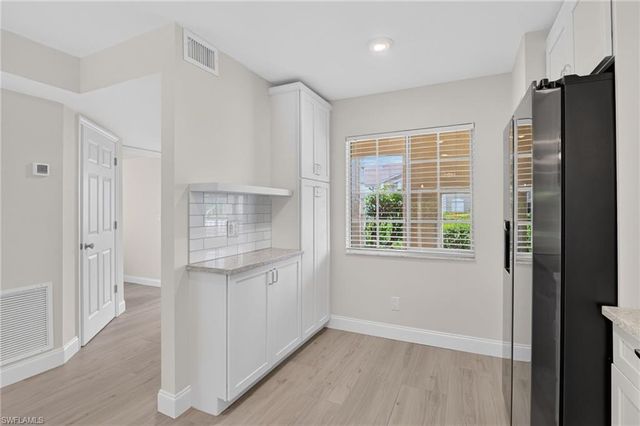 7707 Jewel LN 104, Naples, FL 34109