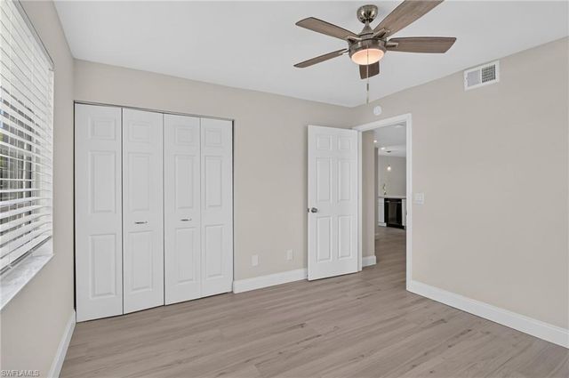 7707 Jewel LN 104, Naples, FL 34109