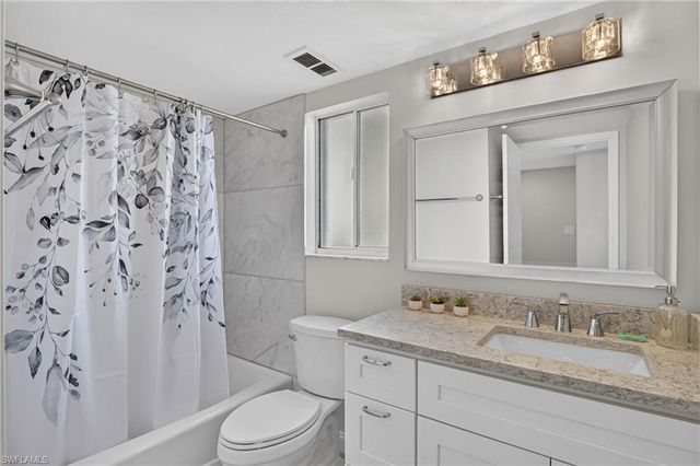 7707 Jewel LN 104, Naples, FL 34109