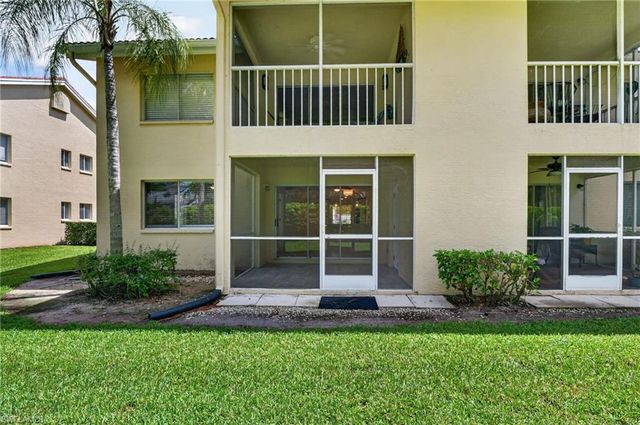 7707 Jewel LN 104, Naples, FL 34109
