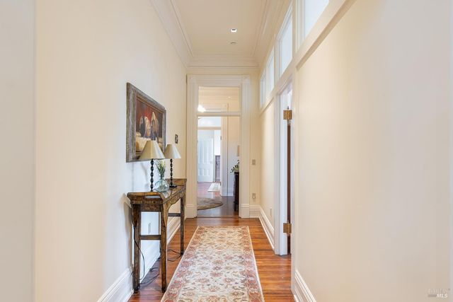 423 Seminary St, Napa, CA 94559