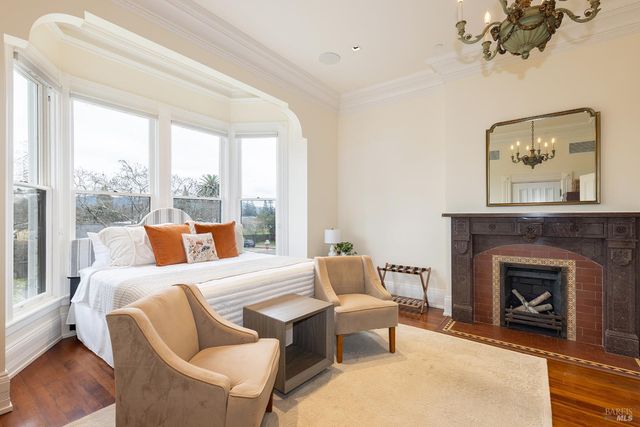 423 Seminary St, Napa, CA 94559