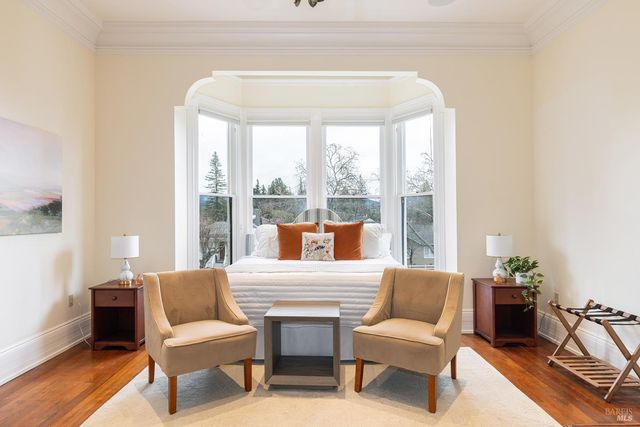 423 Seminary St, Napa, CA 94559