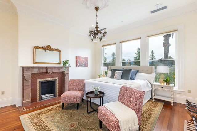 423 Seminary St, Napa, CA 94559