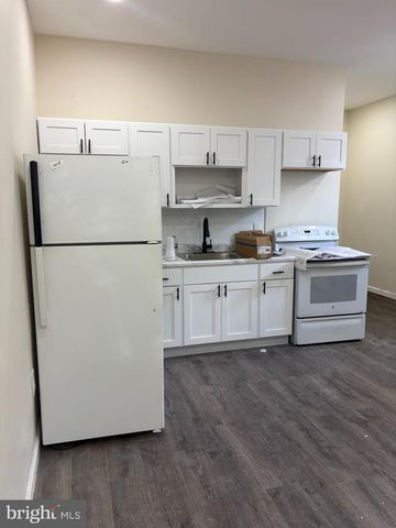 810 W SOMERSET ST, Philadelphia, PA 19133