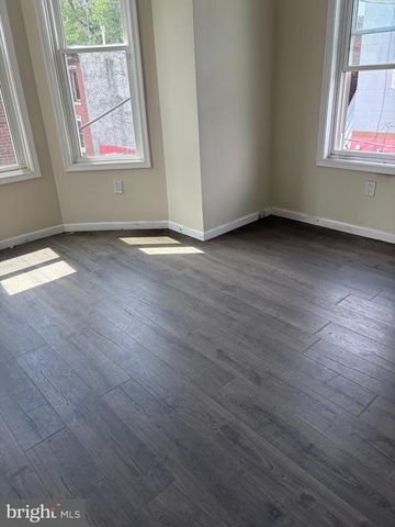 810 W SOMERSET ST, Philadelphia, PA 19133