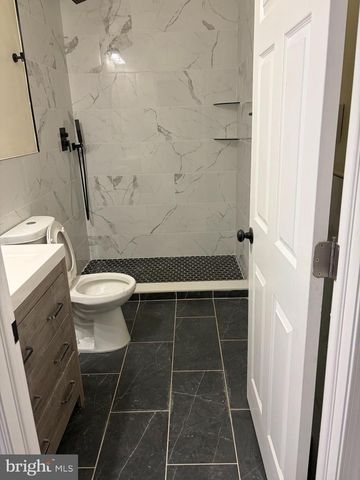 810 W SOMERSET ST, Philadelphia, PA 19133