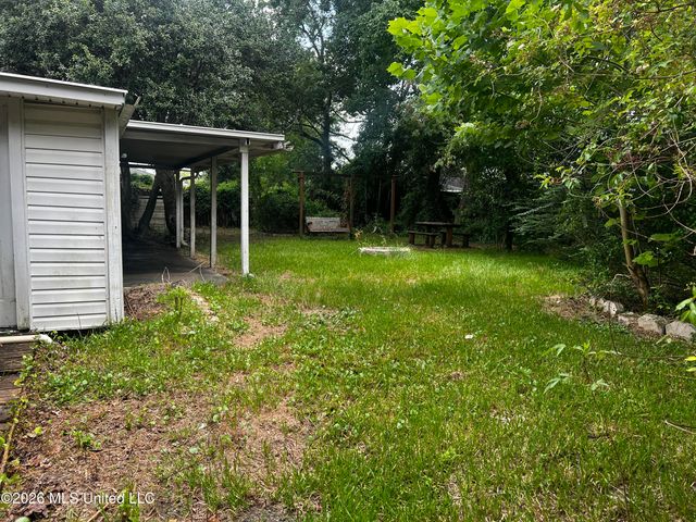 204 N Wilson Boulevard, Gulfport, MS 39503