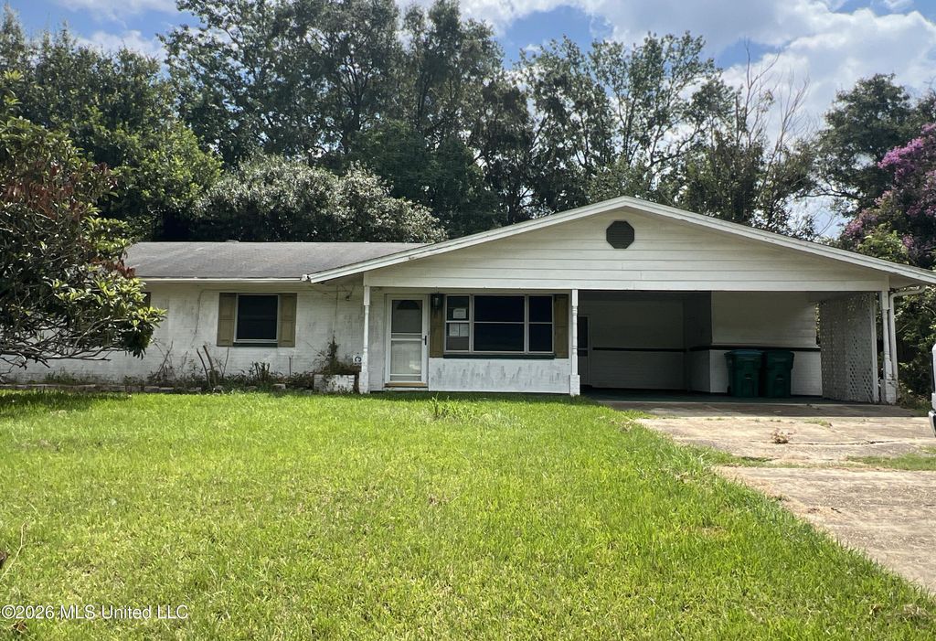 204 N Wilson Boulevard, Gulfport, MS 39503