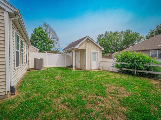 3805 Windsong Cove, Evansville, IN 47715
