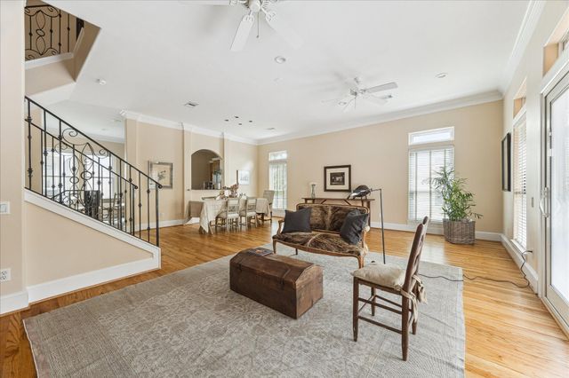 3515 Yupon Street, Houston, TX 77006