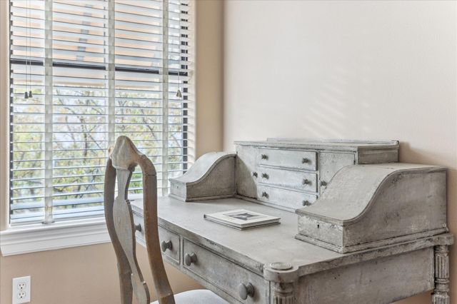 3515 Yupon Street, Houston, TX 77006