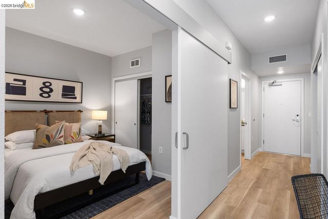 260 Brooklyn Basin Way 452, Oakland, CA 94606