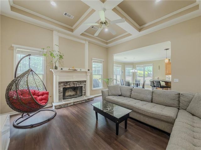 1021 Trailway Circle, Snellville, GA 30078