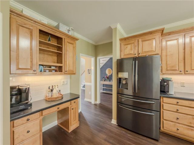 1021 Trailway Circle, Snellville, GA 30078