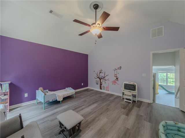 1021 Trailway Circle, Snellville, GA 30078