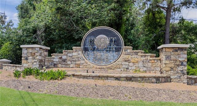1021 Trailway Circle, Snellville, GA 30078