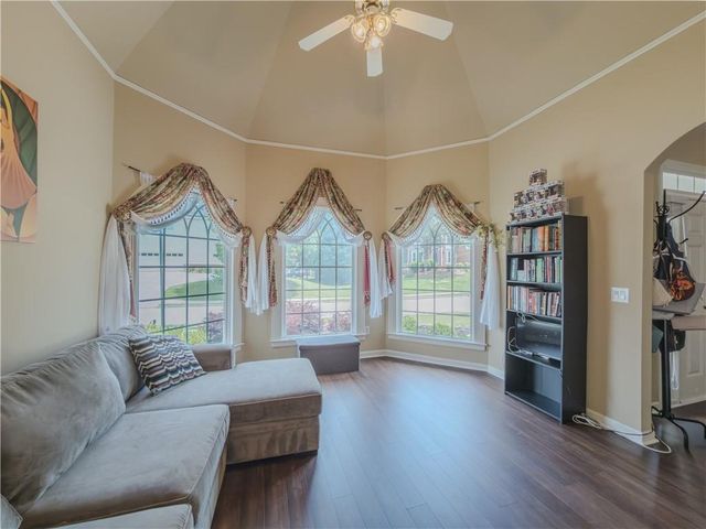 1021 Trailway Circle, Snellville, GA 30078