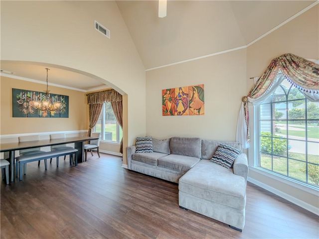 1021 Trailway Circle, Snellville, GA 30078